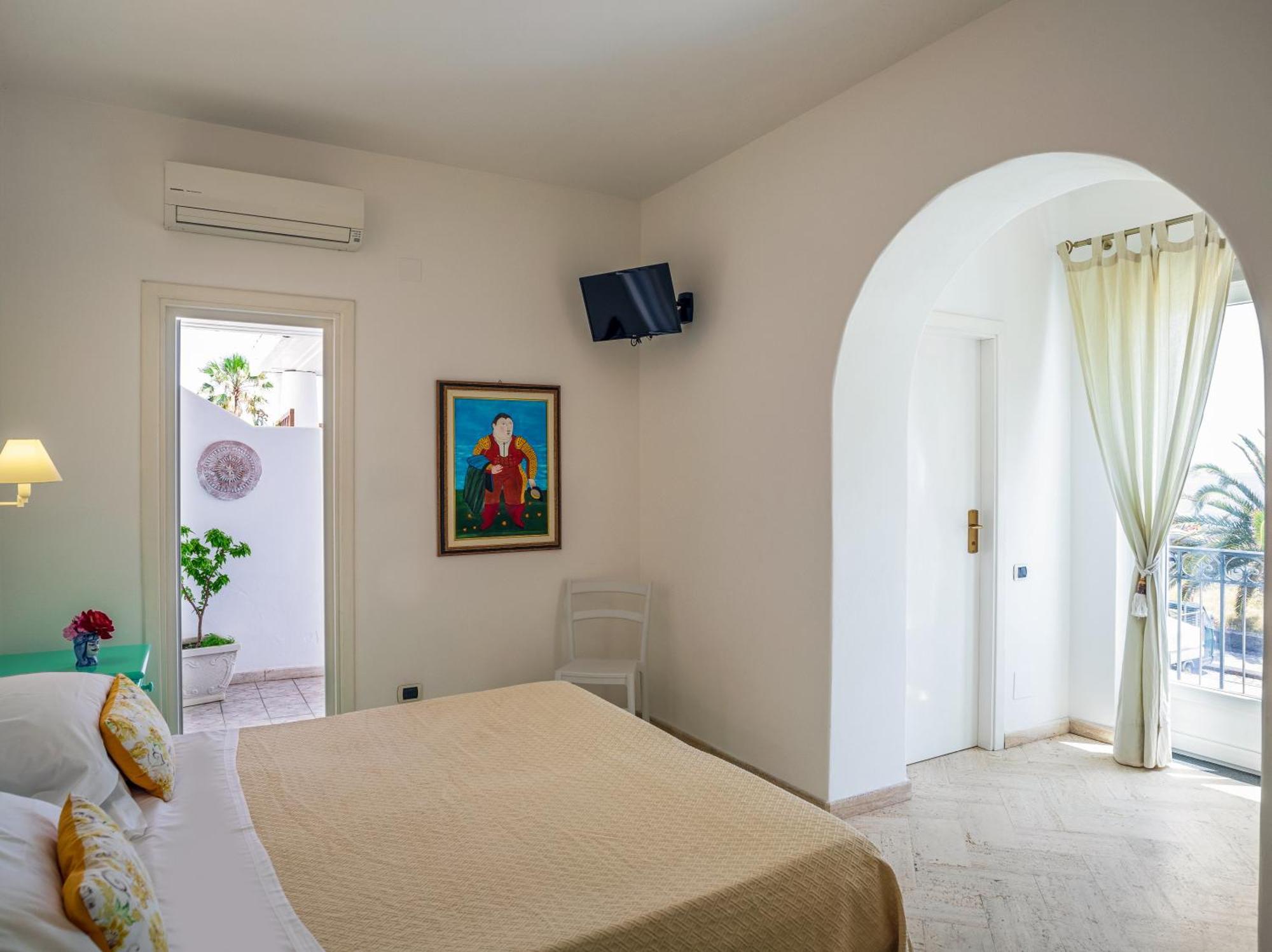 Hotel Ossidiana Stromboli Center Exterior foto
